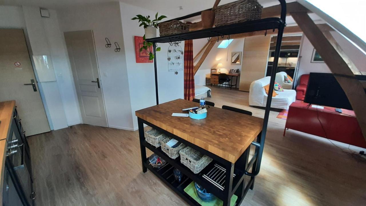 Les Petits Greniers Apartamento Jonquières Exterior foto
