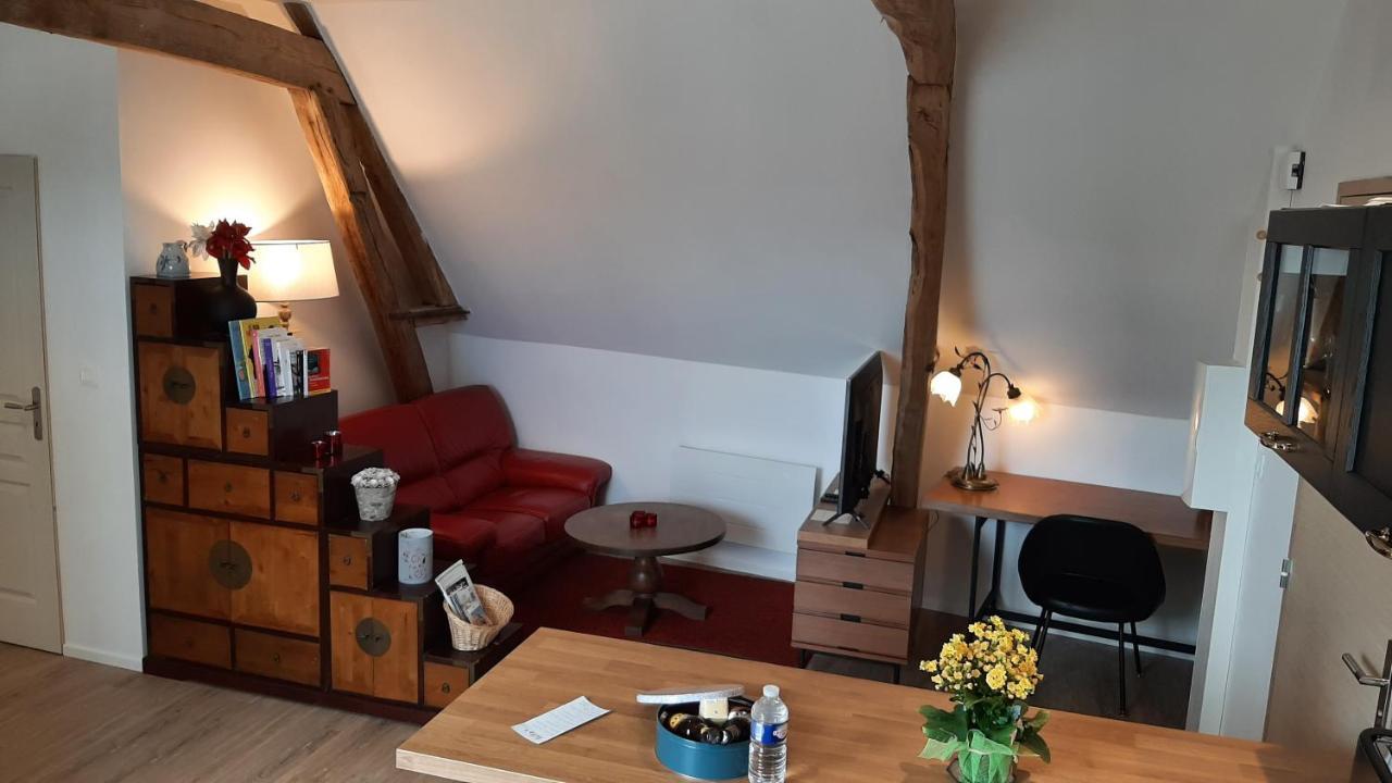 Les Petits Greniers Apartamento Jonquières Exterior foto
